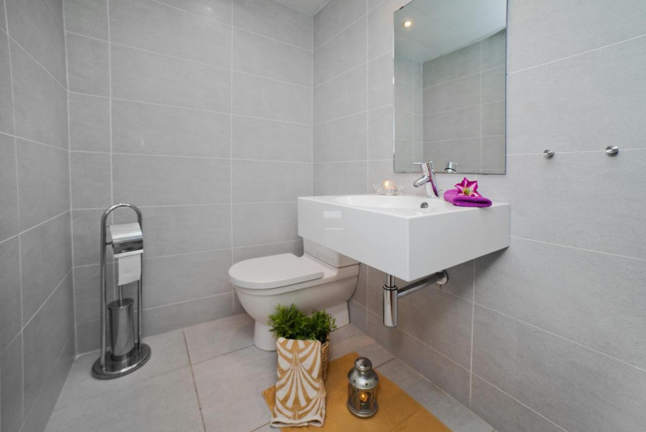 Apartmán Victoria Diagonal Mar Barcelona Exteriér fotografie
